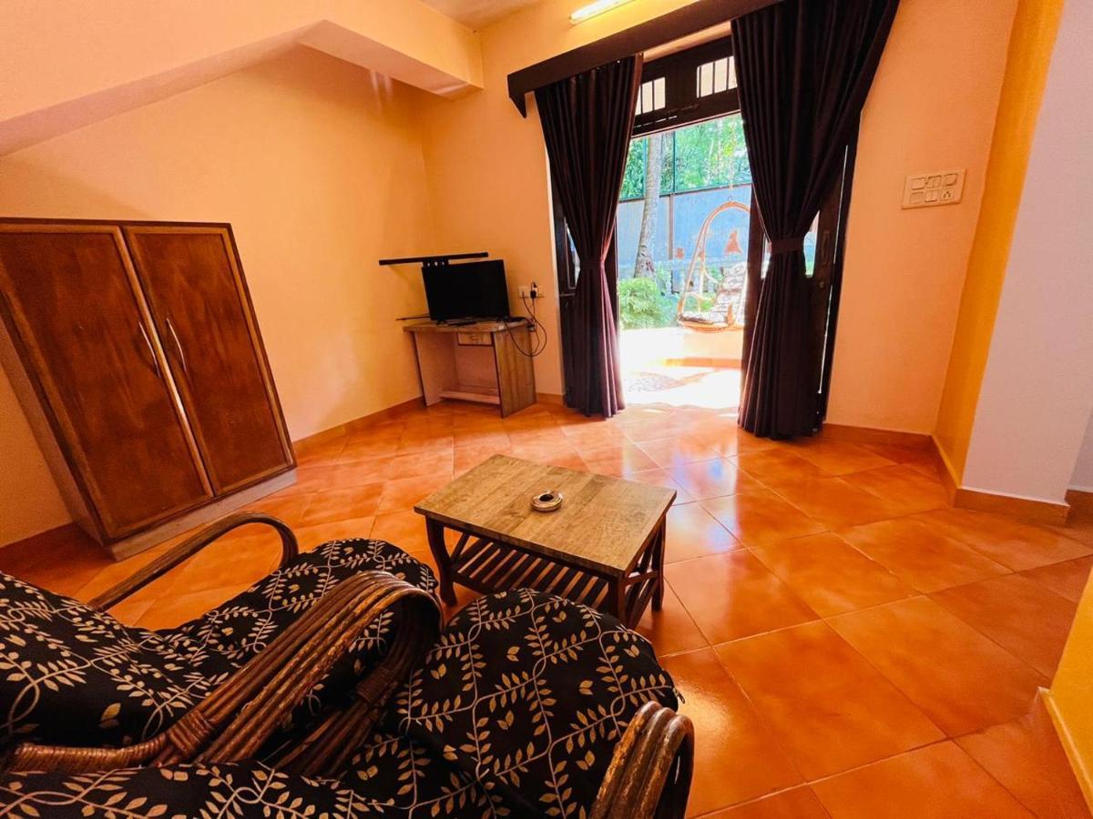 Naga Cottages Morjim Exterior foto