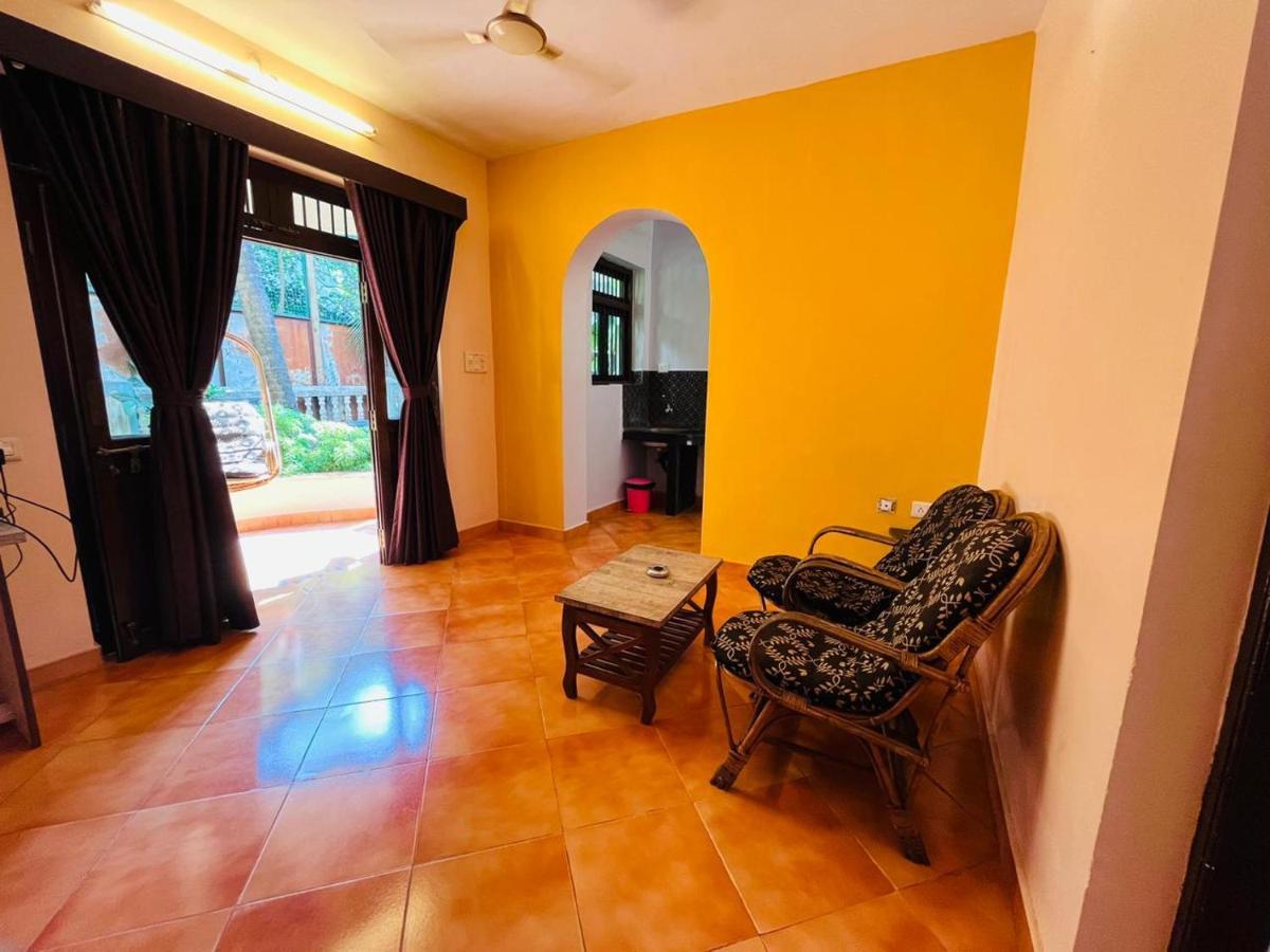 Naga Cottages Morjim Exterior foto
