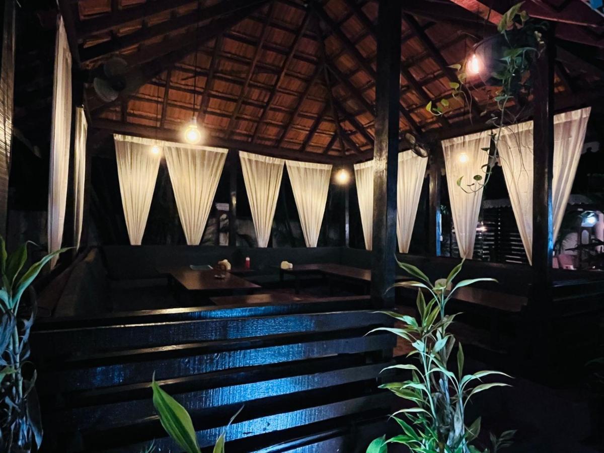 Naga Cottages Morjim Exterior foto